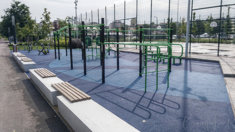 Street workout for adults